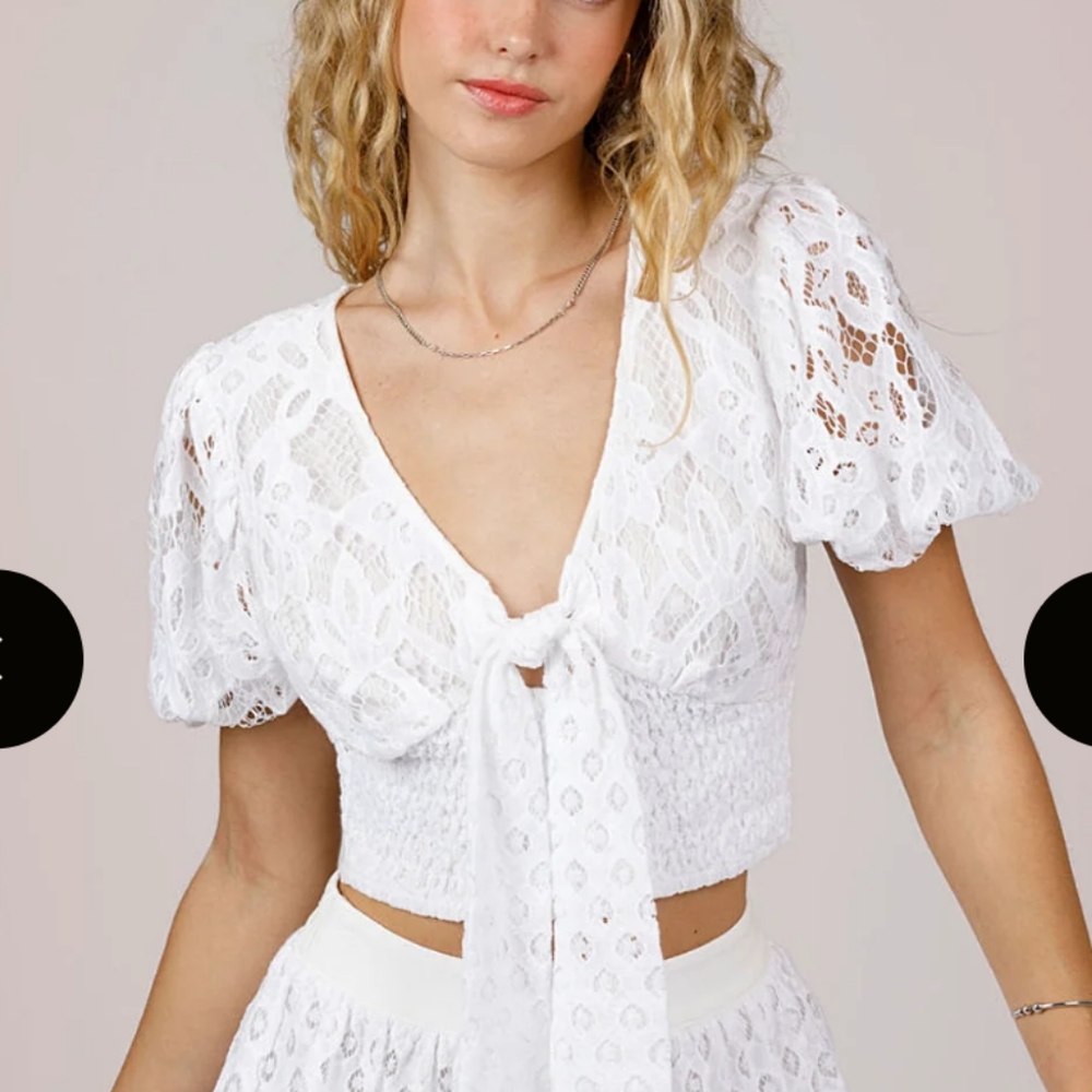 Band Of The Free White Lace Tie-Front Top NWT Crop Top Lace Small - Picture 10 of 10
